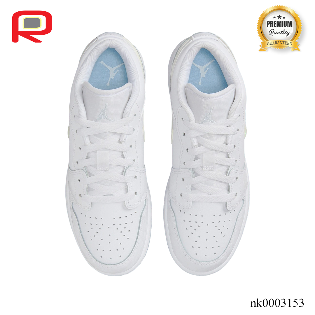 AJ 1 Low Glitter Swoosh Shoes Sneakers - nk0003153 image 4