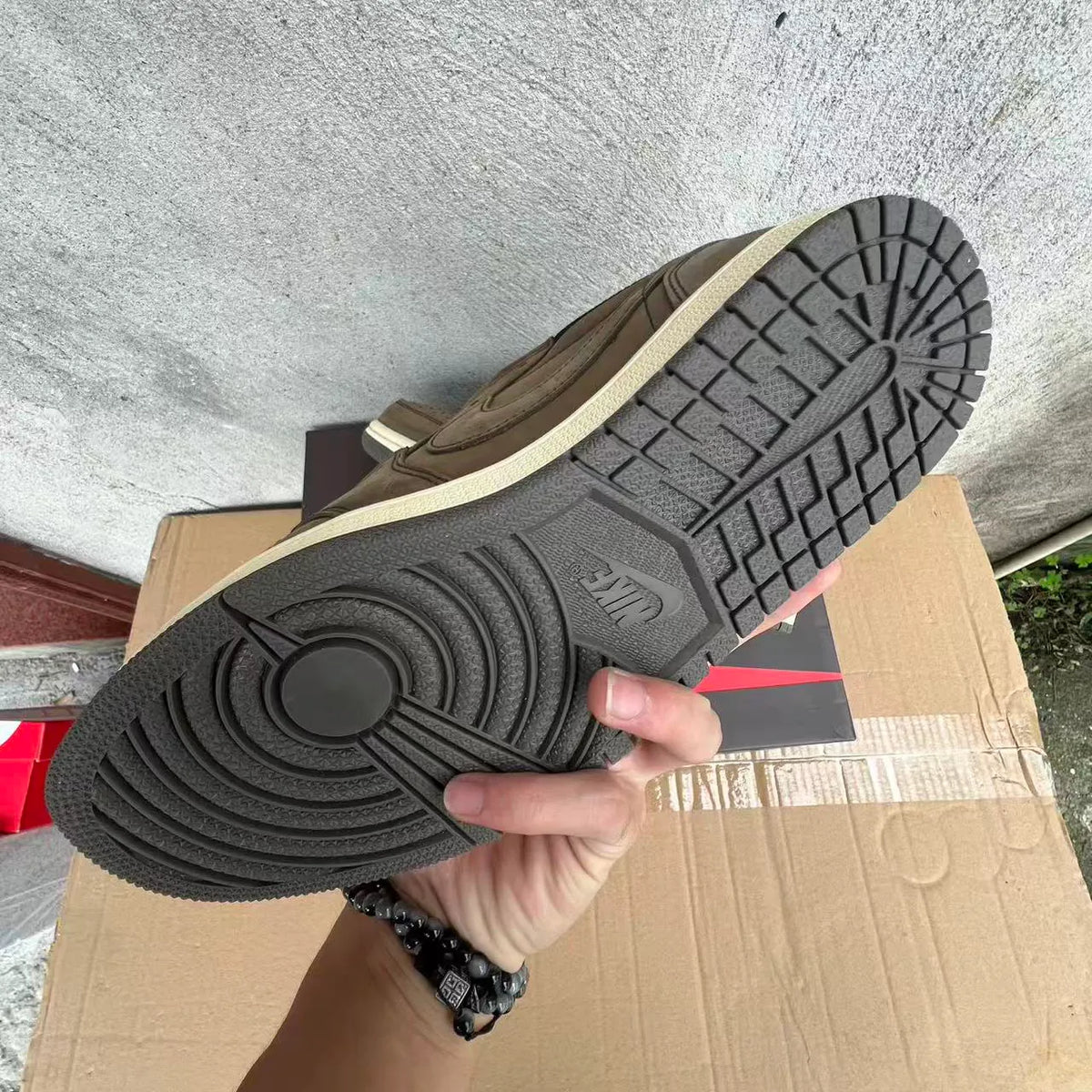 Travis Scott's AJ 1 Low "Mocha" Shoes Sneakers - nk0005241 image 6