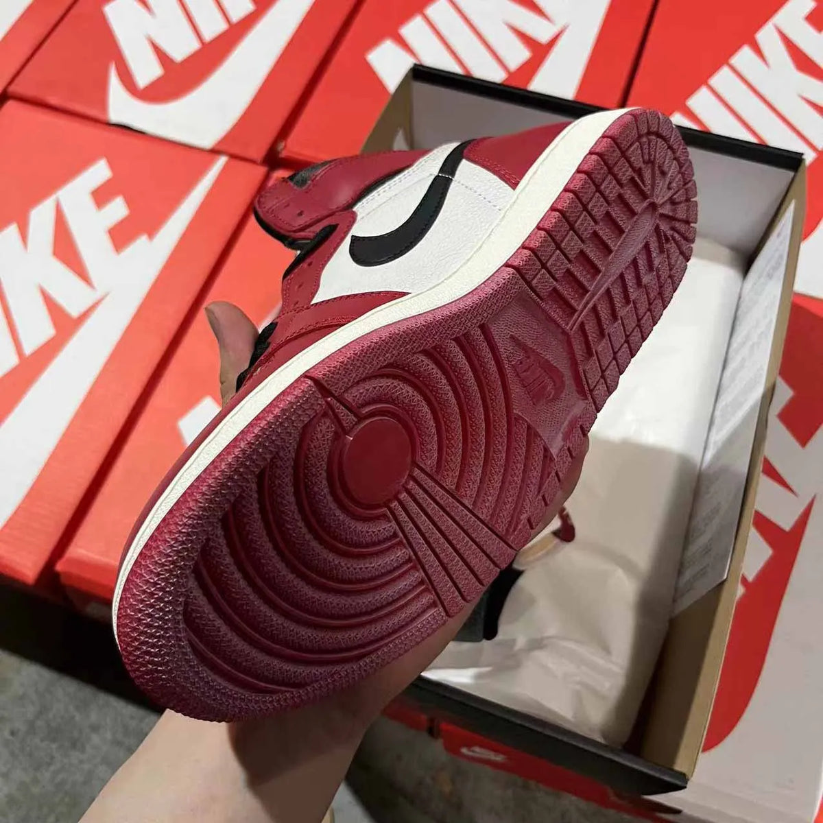 AJ 1 CHICAGO Reimagined Shoes Sneakers - nk0002386 image 6
