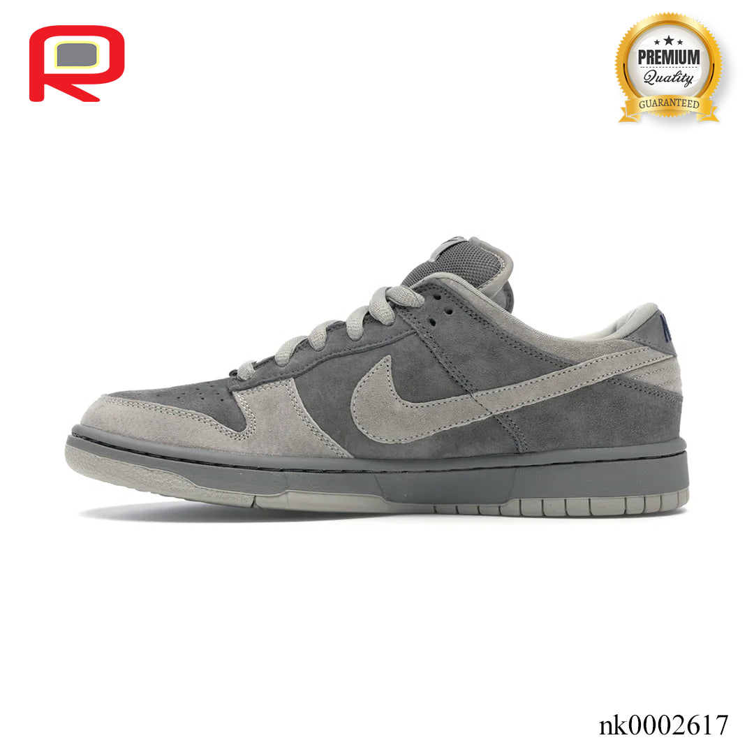 SB Dunk Low London Shoes Sneakers - nk0002617 image 1