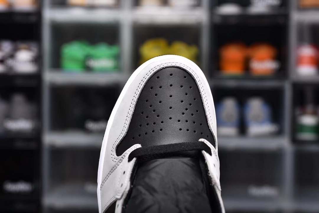 AJ 1 Retro High OG Shadow 2.0 Shoes Sneakers - nk0001675 image 5