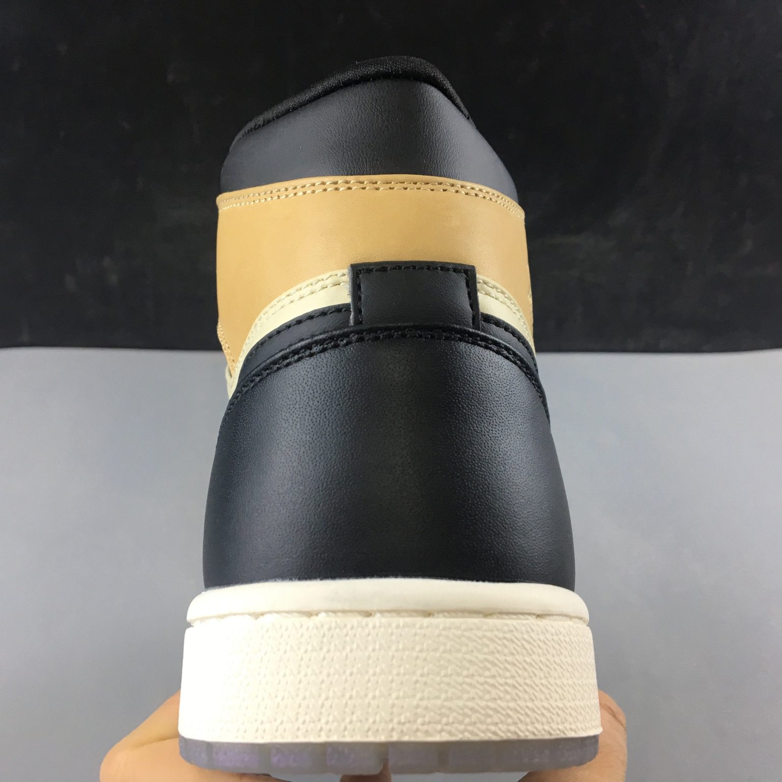 AJ 1 Retro High Black Mushroom (W) Shoes Sneakers - nk0000223-2 - Image 12