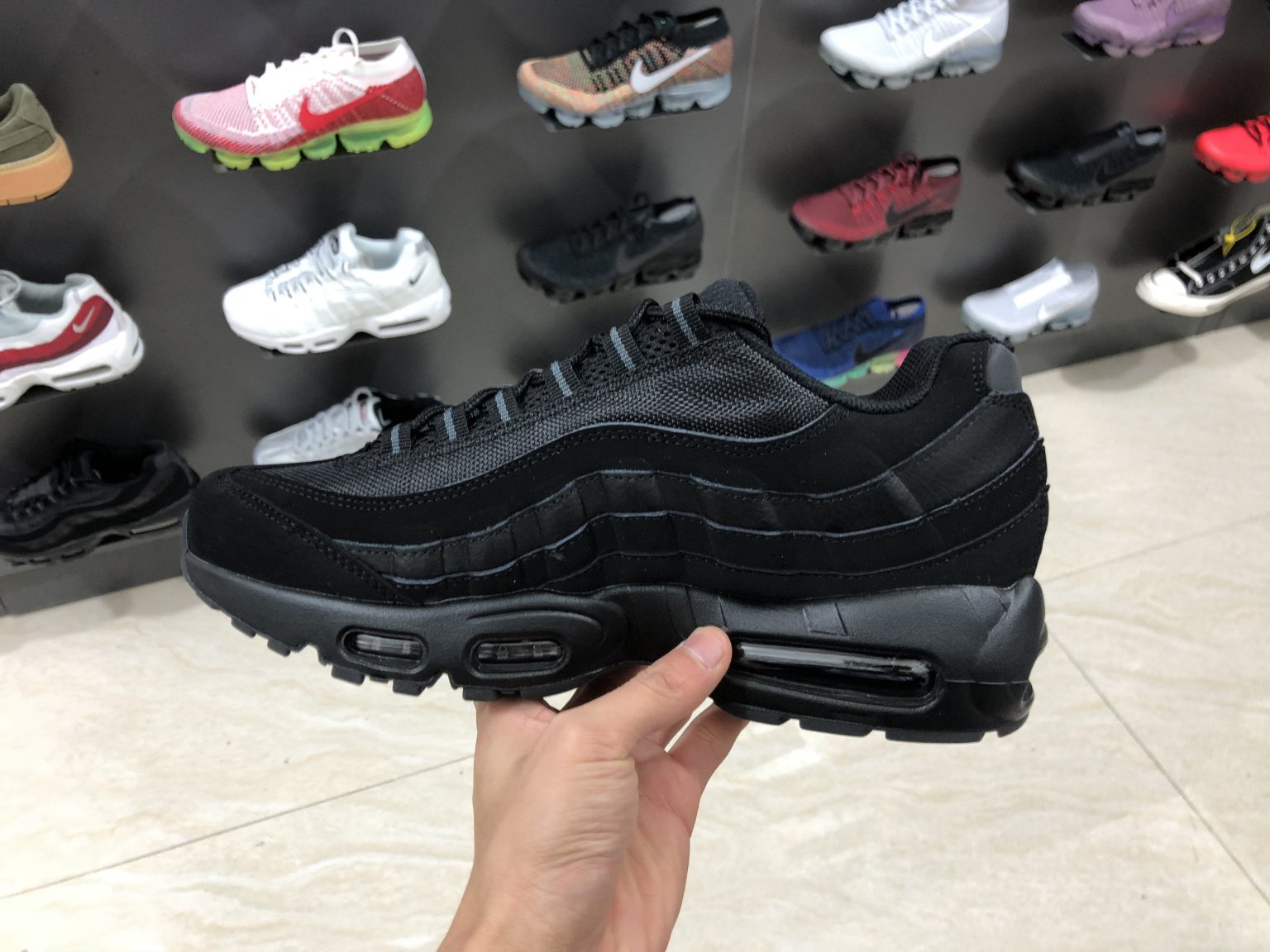 AM 95 Triple Black Shoes Sneakers - nk0000507 - Image 6