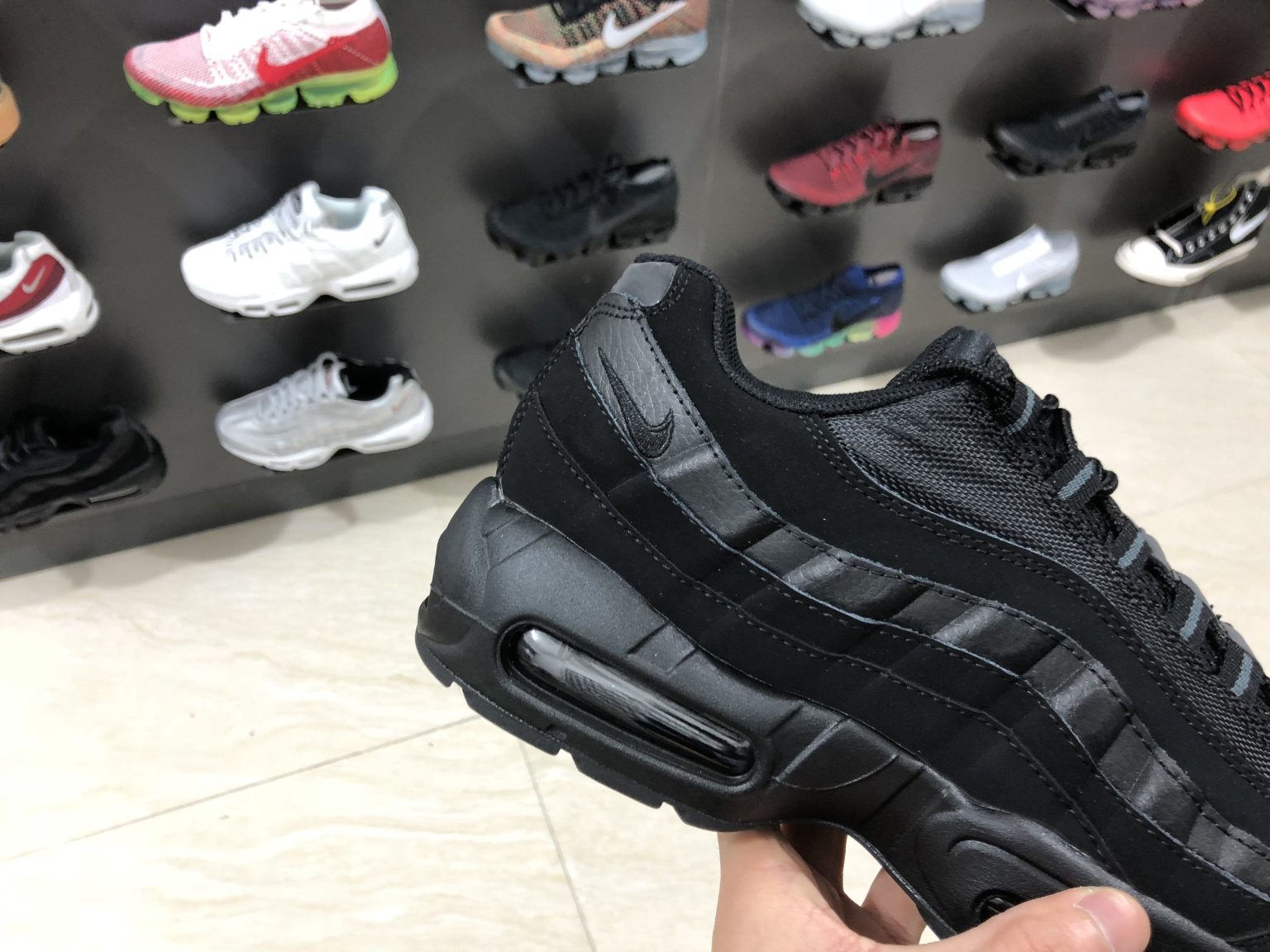 AM 95 Triple Black Shoes Sneakers - nk0000507 - Image 7