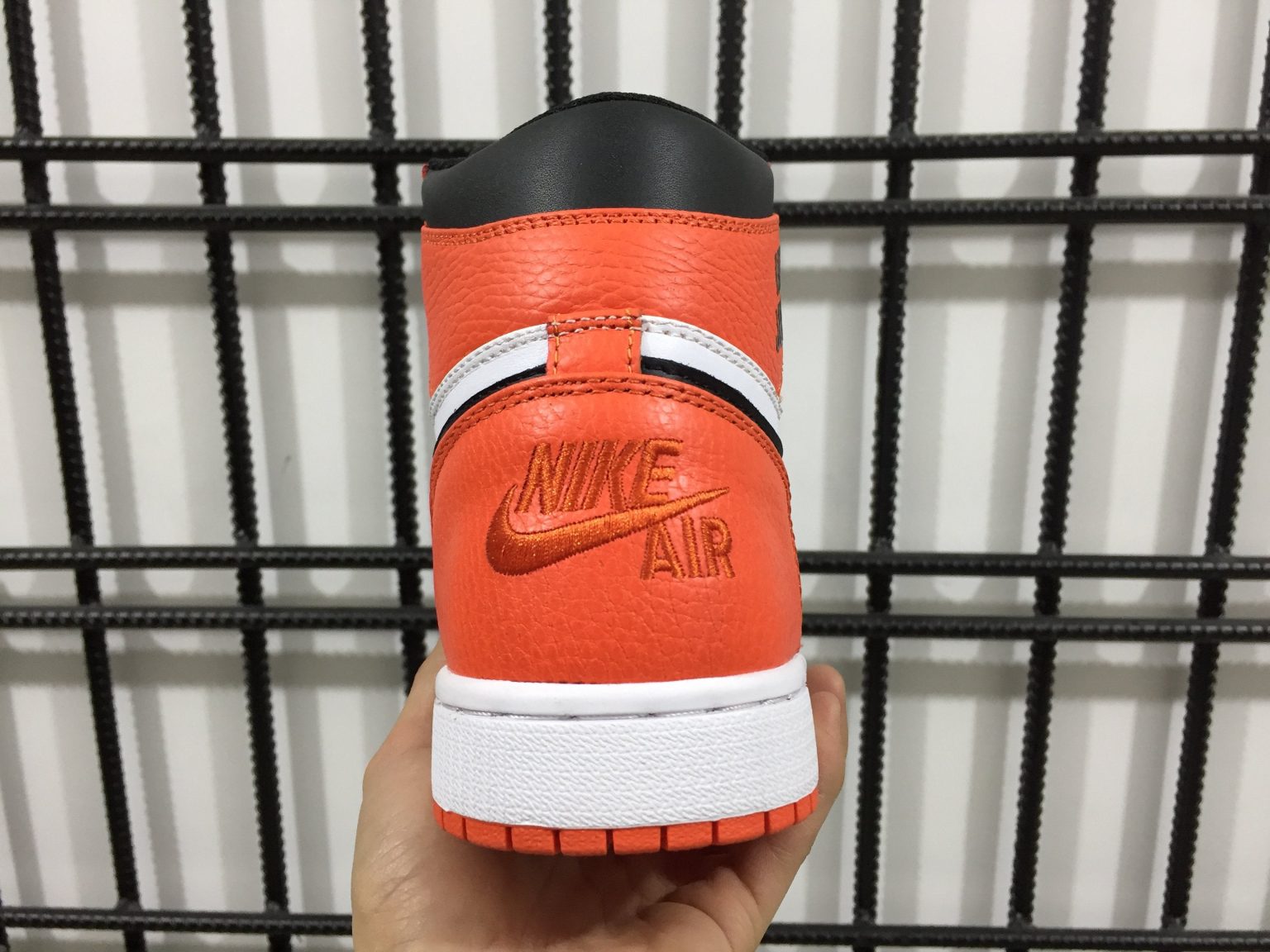 AJ 1 Retro Rare AMOrange Shoes Sneakers - nk0000582-2 - Image 12
