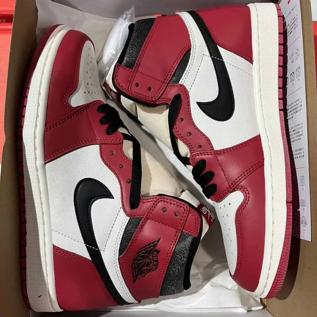AJ 1 CHICAGO Reimagined Shoes Sneakers - nk0002386 - Image 3