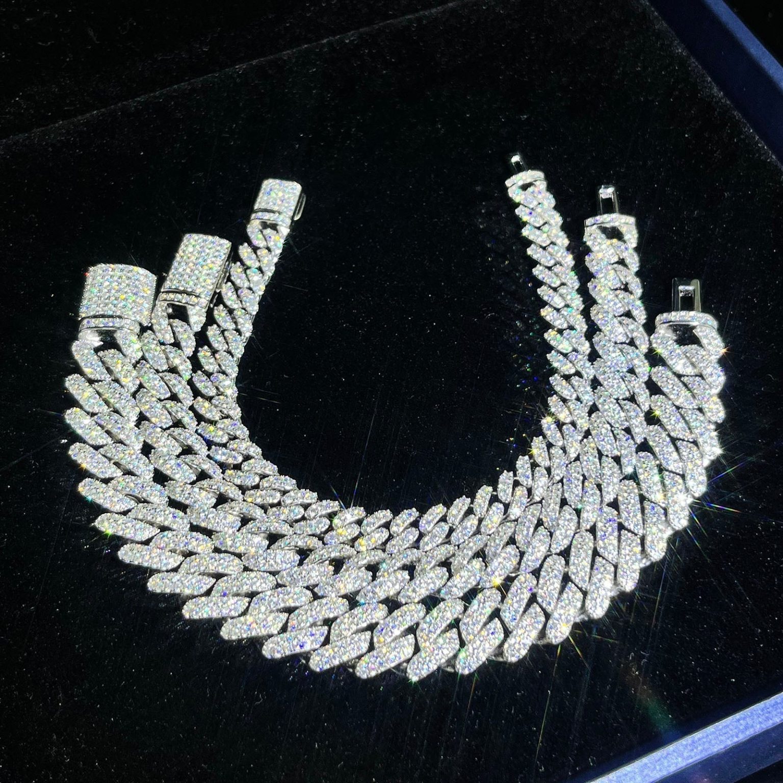 S925 Moissanite Cuban Link Chain Bracelet 6mm - Image 4