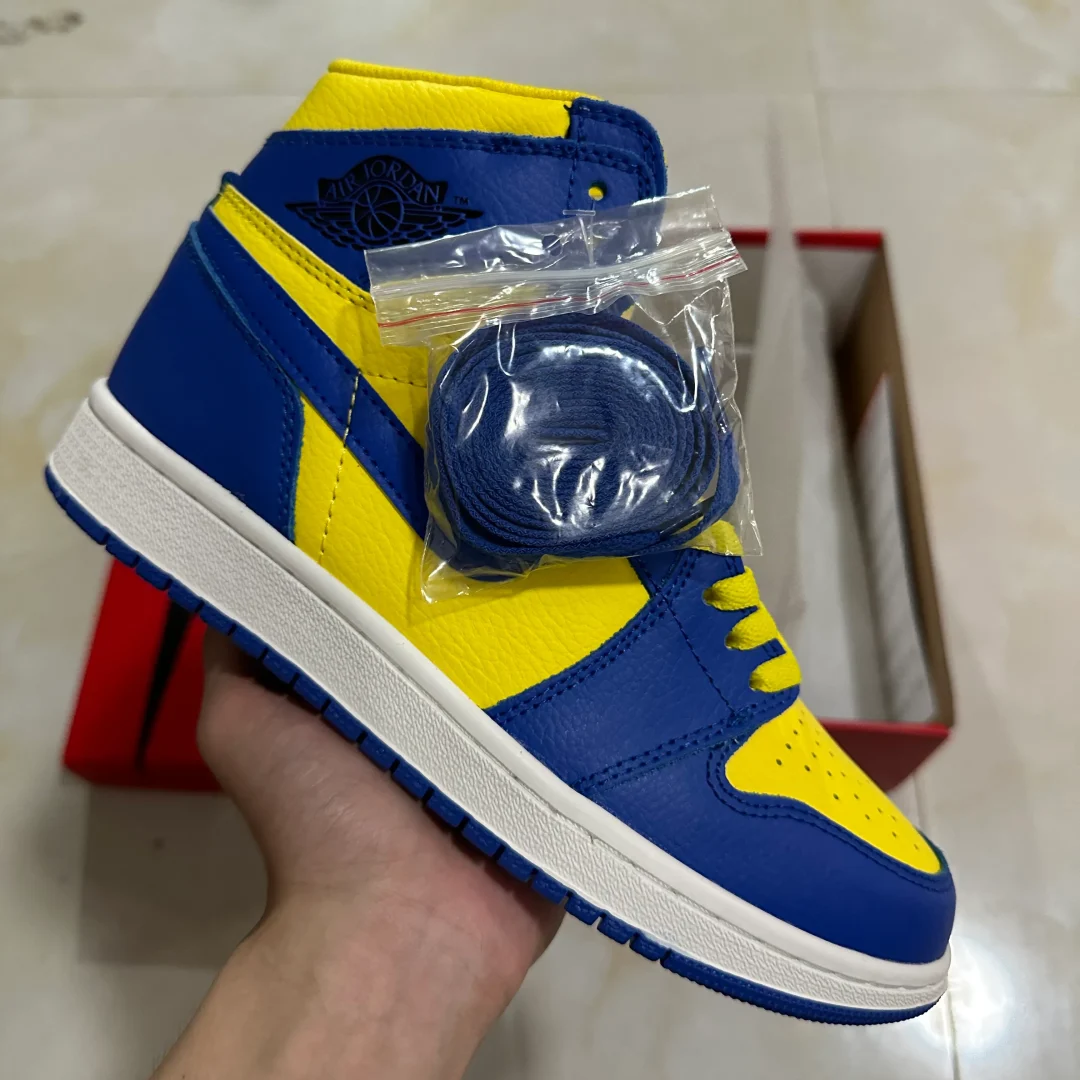 AJ 1 Retro High OG Laney Shoes Sneakers - nk0002814 - Image 4