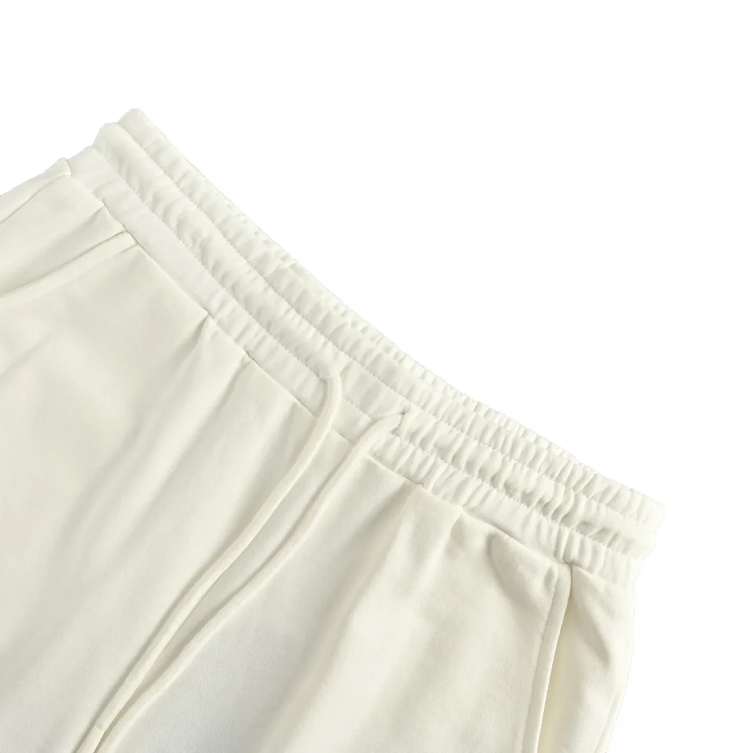 BLCG Reversed Logo Embroidered Shorts in White - 607 - blcg0000607 - Image 4