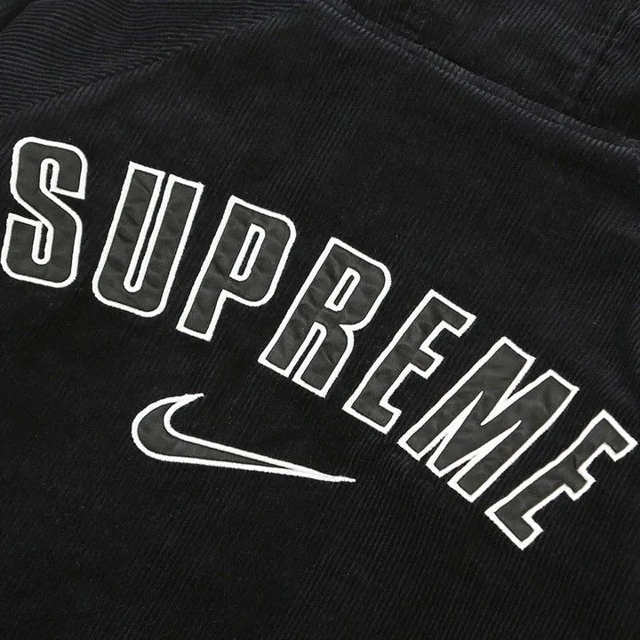 SUP Hoodie - 451 - spm0000451 - Image 4