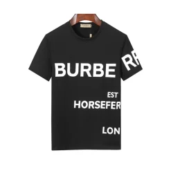 Burberry Horseferry T-Shirt in Black - 391 - bbr0000391