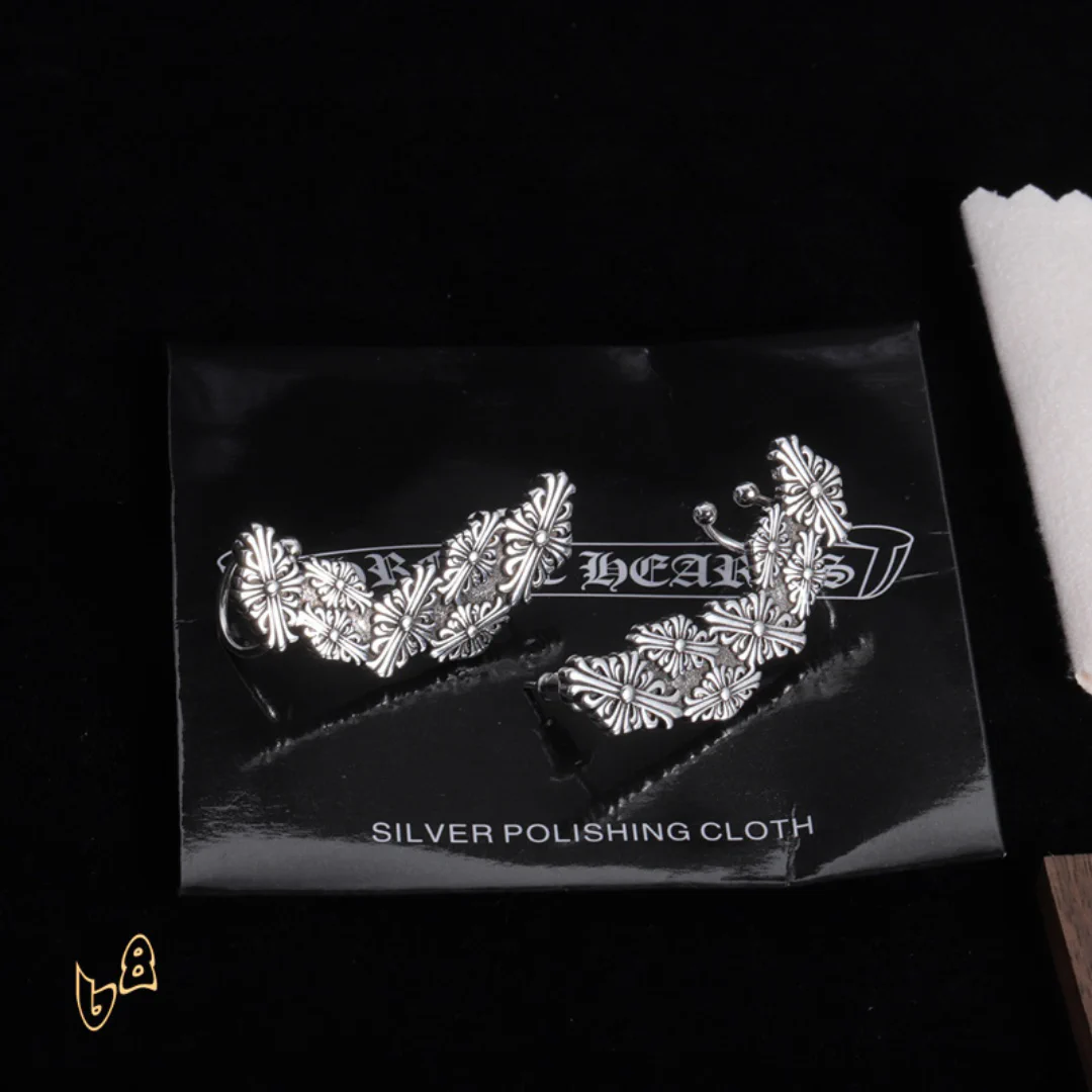 CH Fleur de Lis Stud Earrings - CH0147 - Image 3