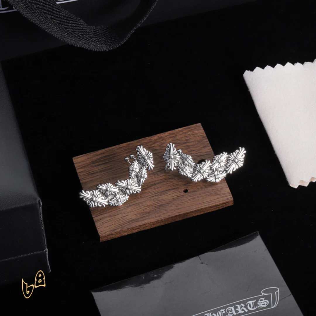 CH Fleur de Lis Stud Earrings - CH0147 - Image 6