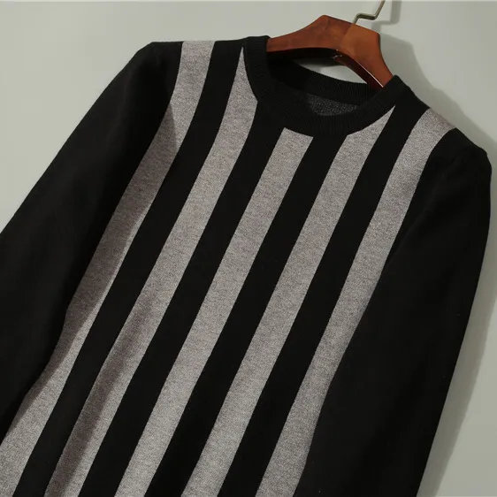 FD Sweater - FD0019 - Image 14