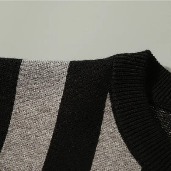 FD Sweater - FD0019 - Image 11