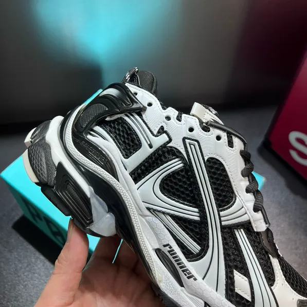 BLCG Runner White Black Shoes Sneakers - bl0000036 - Image 10