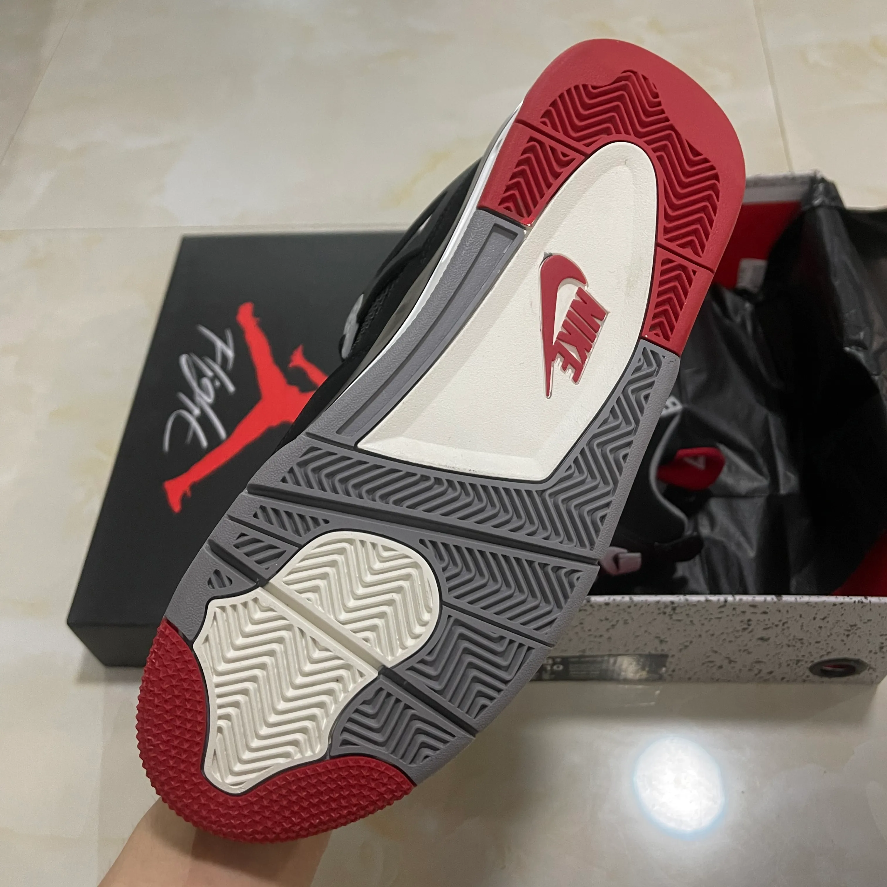 AJ 4 Bred (2026) Shoes Sneakers - nk0004768 - Image 7