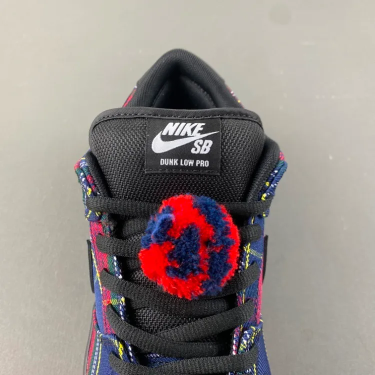 Nardwuar x Dunk Low SB Pro Tartan Shoes Sneakers - nk0004674 - Image 16