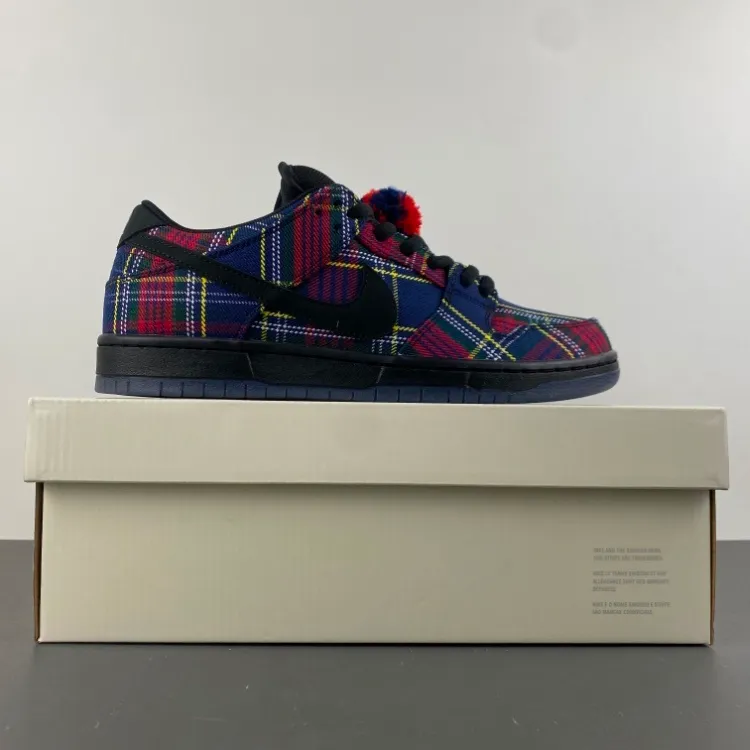 Nardwuar x Dunk Low SB Pro Tartan Shoes Sneakers - nk0004674 - Image 6