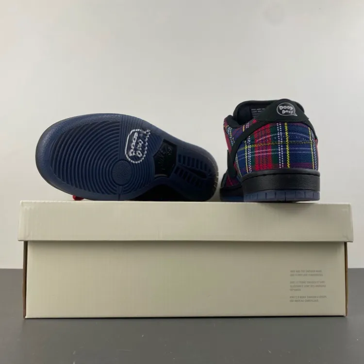 Nardwuar x Dunk Low SB Pro Tartan Shoes Sneakers - nk0004674 - Image 9