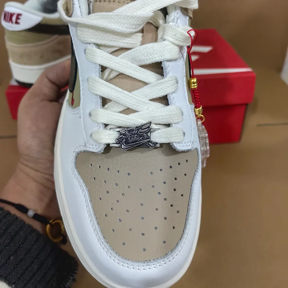 Dunk Low Year Of The Horse Shoes Sneakers - nk0004804 - Image 12