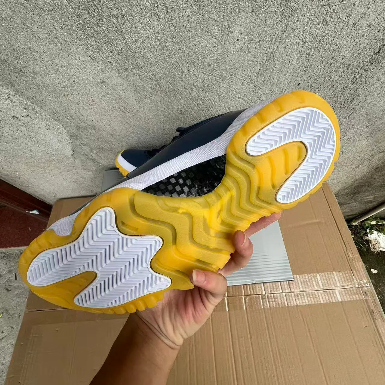 AJ 11 PE Michigan Shoes Sneakers – nk0005265 - Image 8