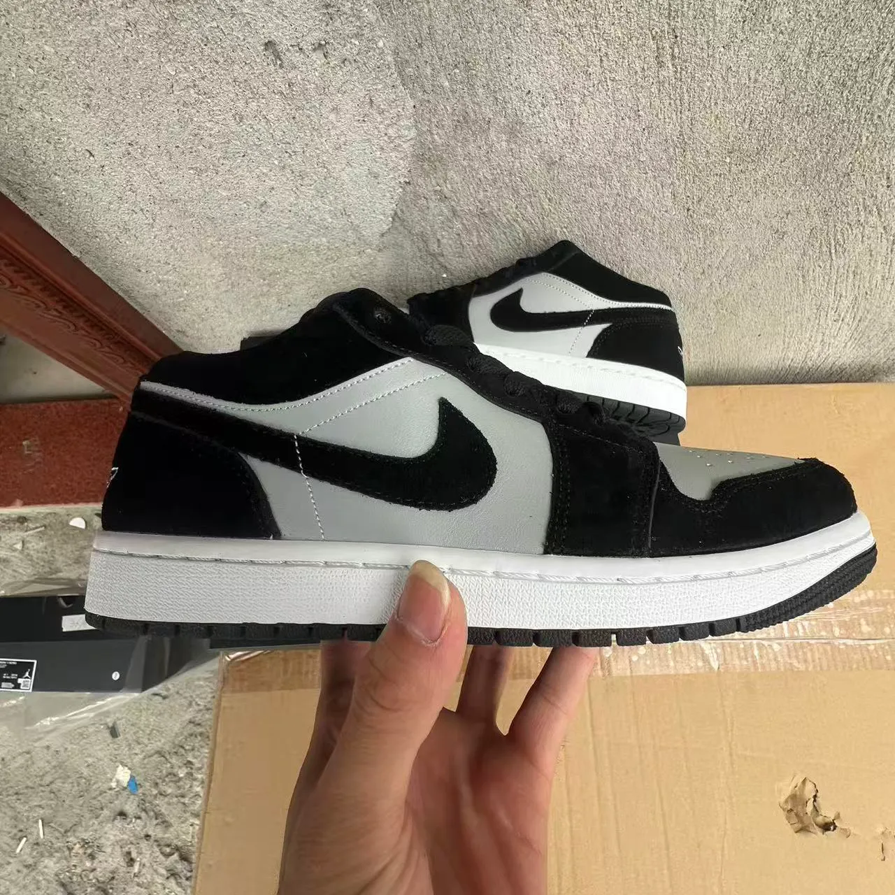 AJ 1 Low Smoke Grey V3 Shoes Sneakers – nk0005311 - Image 5
